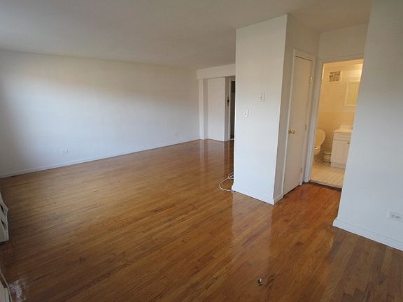 4th image of 14477 41st Ave APT 520