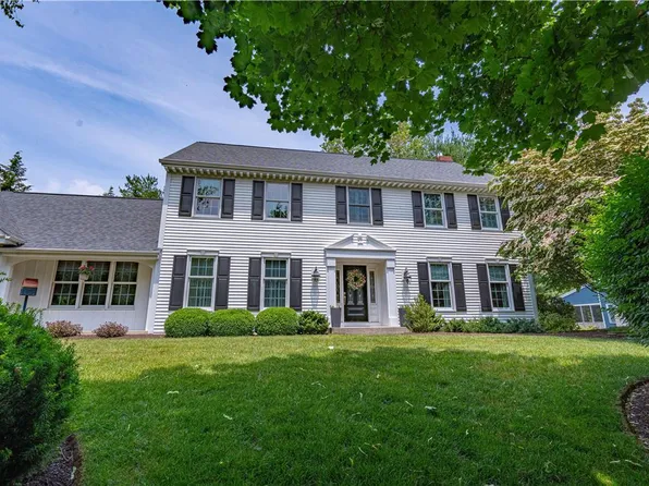 4801 Parkview Dr S, Emmaus, PA 18049