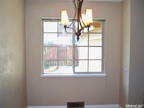 5th image of 1241 Depot St