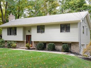 21 Old Creamery Rd, Andover, NJ 07821