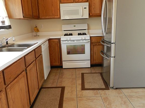 5th image of 2201 Buchanan Ct