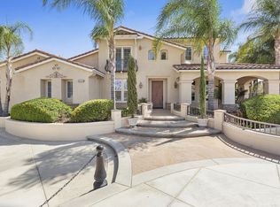 18421 Hollowtree Ln, Riverside, CA 92504