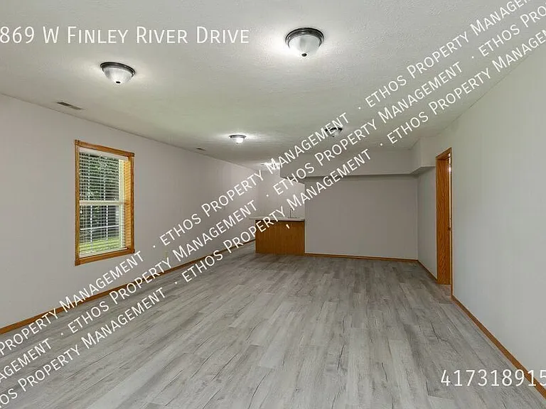 1869 W Finley River Dr — Photo 15