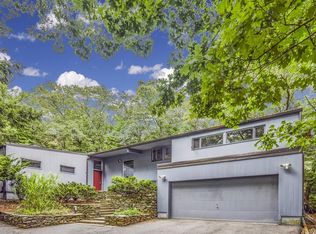 62 Hill St, Lexington, MA 02421