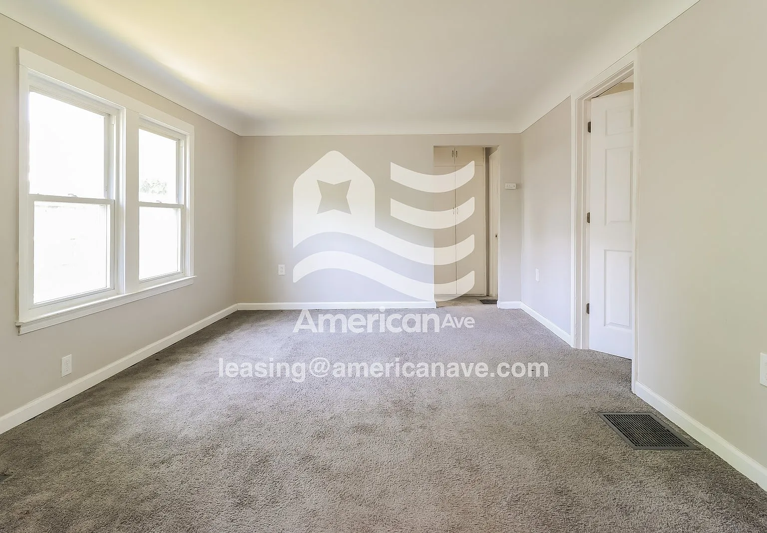 3 bed, 1.0 bath, 994 sqft, $1,449 — Photo 4