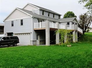 1636 Palm St, Hershey, PA 17033