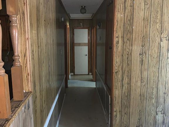 4th image of 301 Dellwood Dr