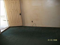 4th image of 111 Kathy Dr
