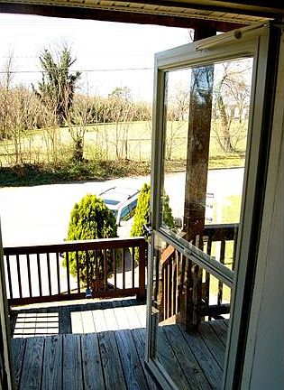 2nd image of 1605 Lamb Ave