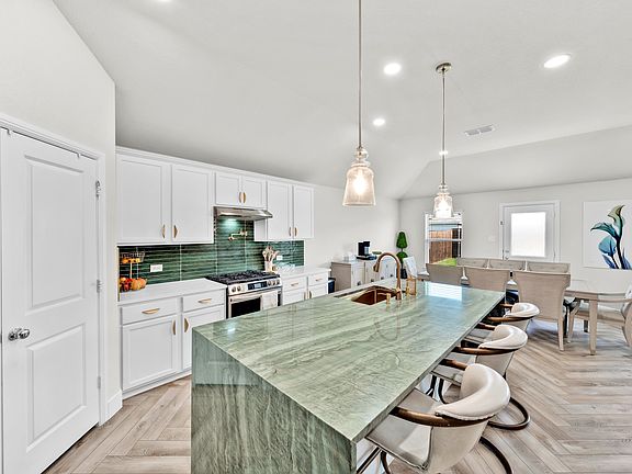 4th image of 1841 Indian Grass Dr