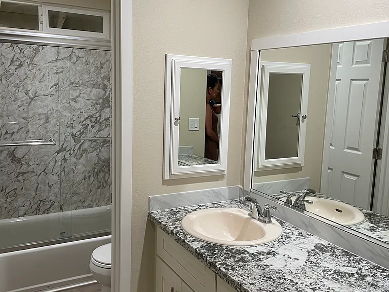 2708 Oak Rd #A — Photo 6
