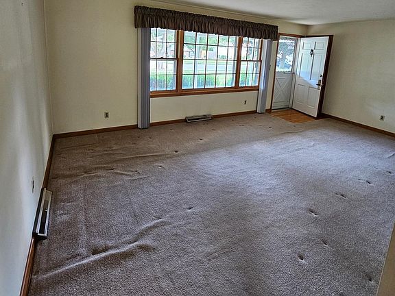 4th image of 5208 Dee Alva Dr