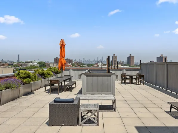 545 Washington Avenue image 7 of 8