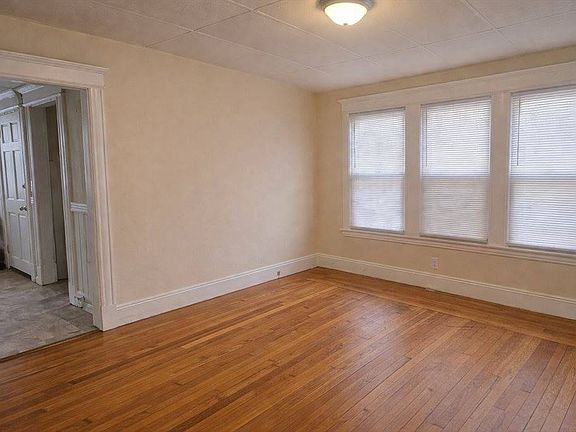5th image of 100 Albemarle St #1