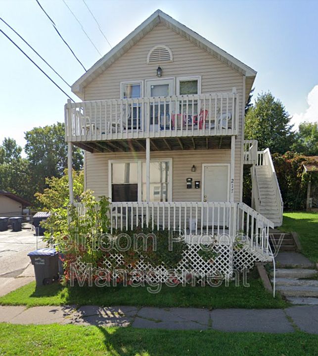 1st image of 217 N 25th Ave W #1