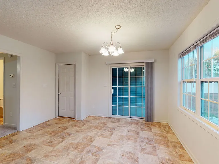 252 Smallwood Rd — Photo 15