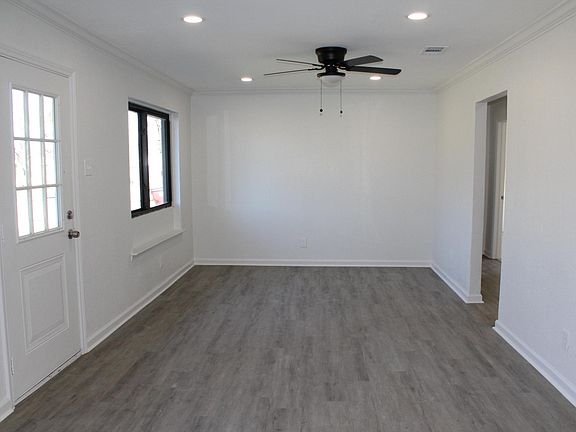 5th image of 705 Lula St