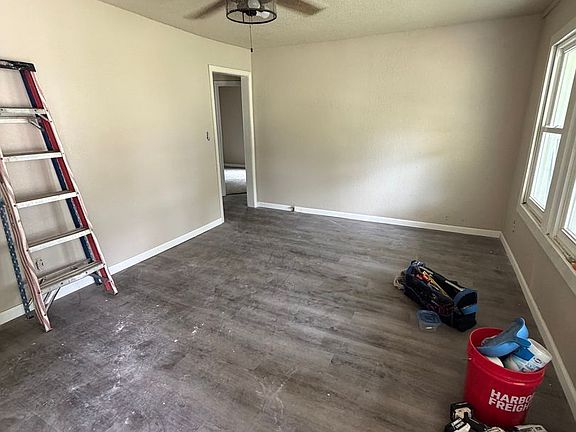 2nd image of 1108 N St NW