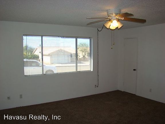4th image of 1971 Magnolia Dr APT 2