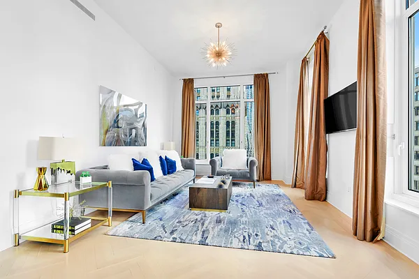 Rented by R New York | media 2