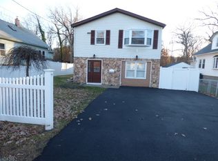 28 Saint Marys St, Wharton, NJ 07885