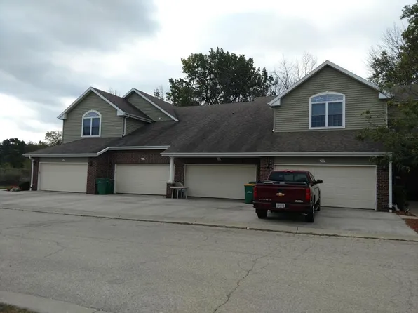 8485 S Ashbury Ln #17-202, Oak Creek, WI 53154