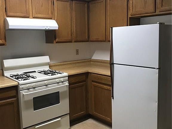 2nd image of 7036 Burcot Ave #E116