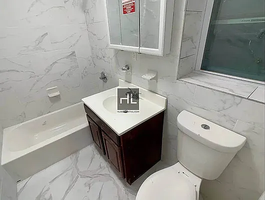 Rented by Highline Residential | media 7