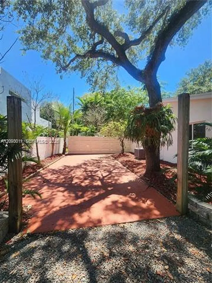 16575 Old Cutler Rd cu-16575, Palmetto Bay, FL 33157 — Photo 4