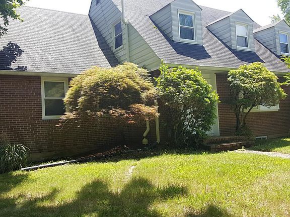 Front of House 2nd Pic