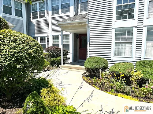1 Melborn Dr #1C Photo 1