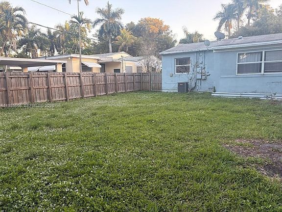 4th image of 1431 Fletcher St