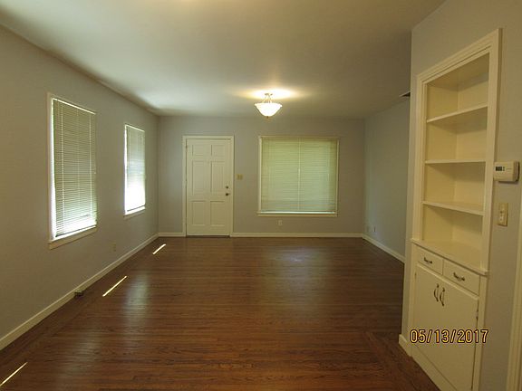 3rd image of 5532 San Francisco Blvd