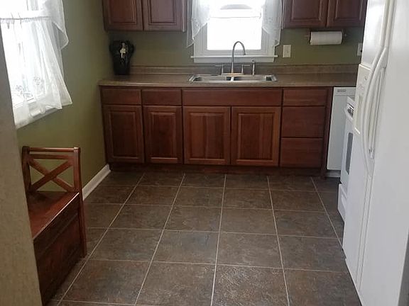 5th image of 1100 E Ashland Ave