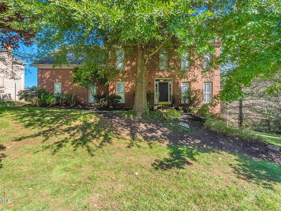 1st image of 220 Lawton Blvd