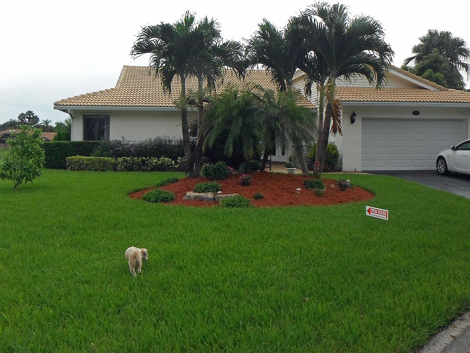 1st image of 605 NW 109th Ter