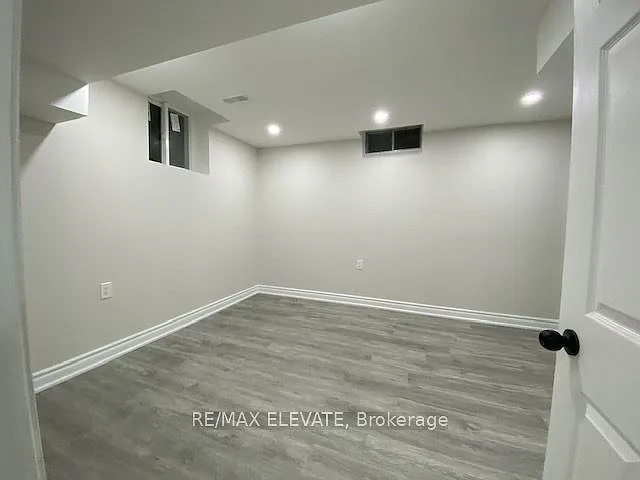 273 Richardson St #BASEMENT — Photo 11