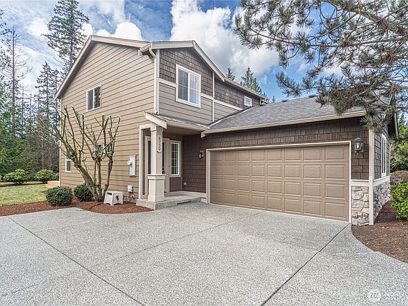 2nd image of 4750 Strathmore Circle SW