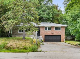 541 Rouge Hills Dr, Toronto, ON M1C2Z9