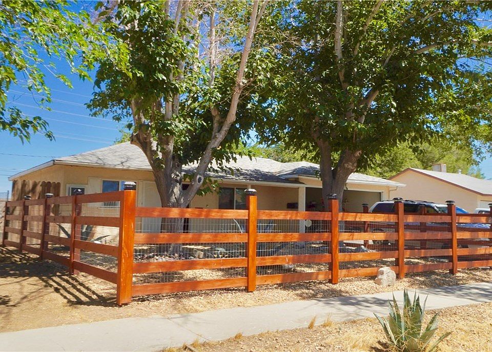 1st image of 257 Pictorial St