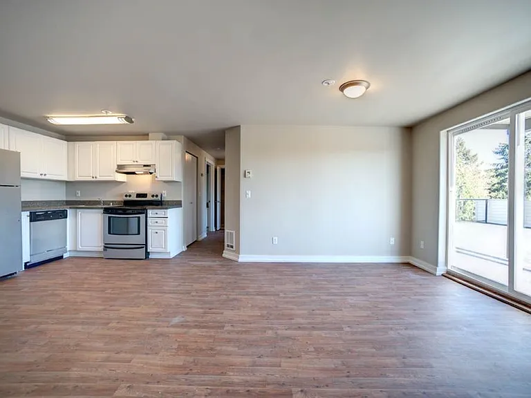 LC Park Place - MFR — Photo 24