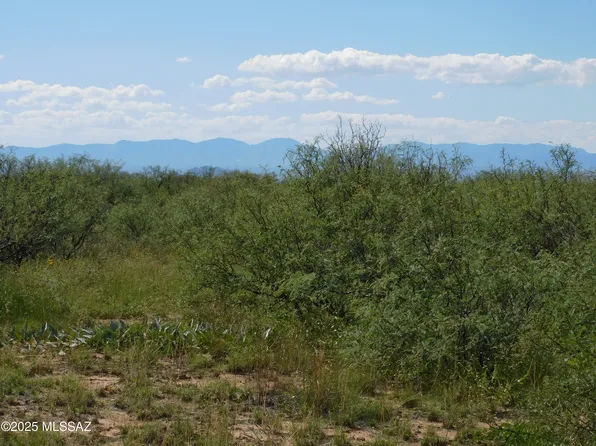 E Sunrise Dr #A, Pearce, AZ 85625