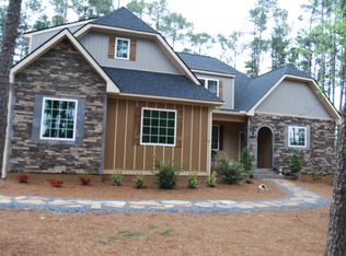 71 S Shamrock Dr, Foxfire, NC 27281