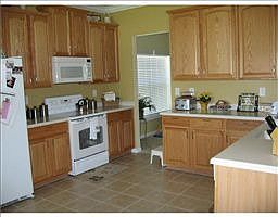 4th image of 2828 Suncoast Lakes Blvd