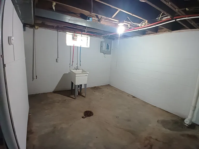 16505B Stansbury St — Photo 11