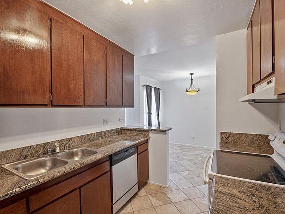 3rd image of 18307 Burbank Blvd Unit 80