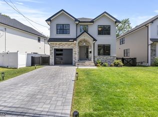 51 Claverack Rd, Clifton, NJ 07013