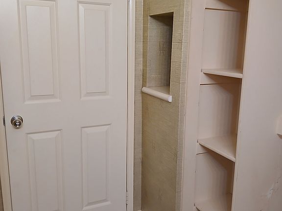 3rd image of 29853 Old Sycamore Ln