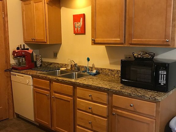 4th image of 413 Kiowa Dr APT 203