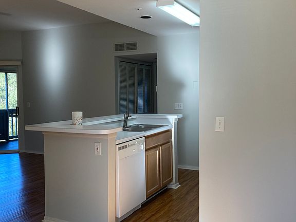 5th image of 474 S Pin Oak Pl APT 306